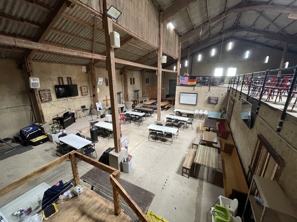 Hangar barn